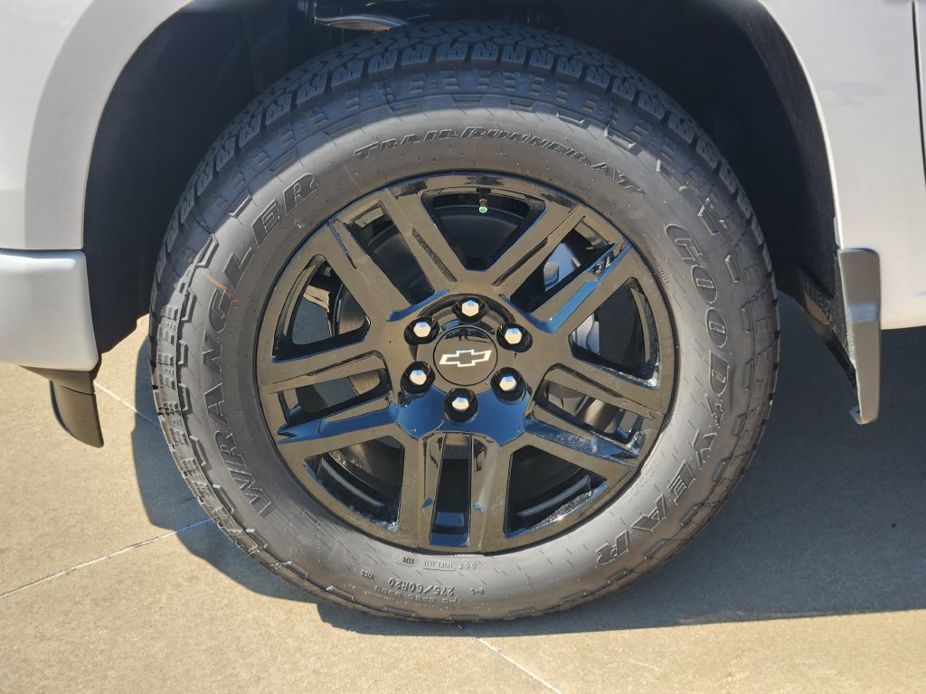 New 2026 Chevrolet Silverado 1500 RST w/ RST Select Package AWD/4WD image 8