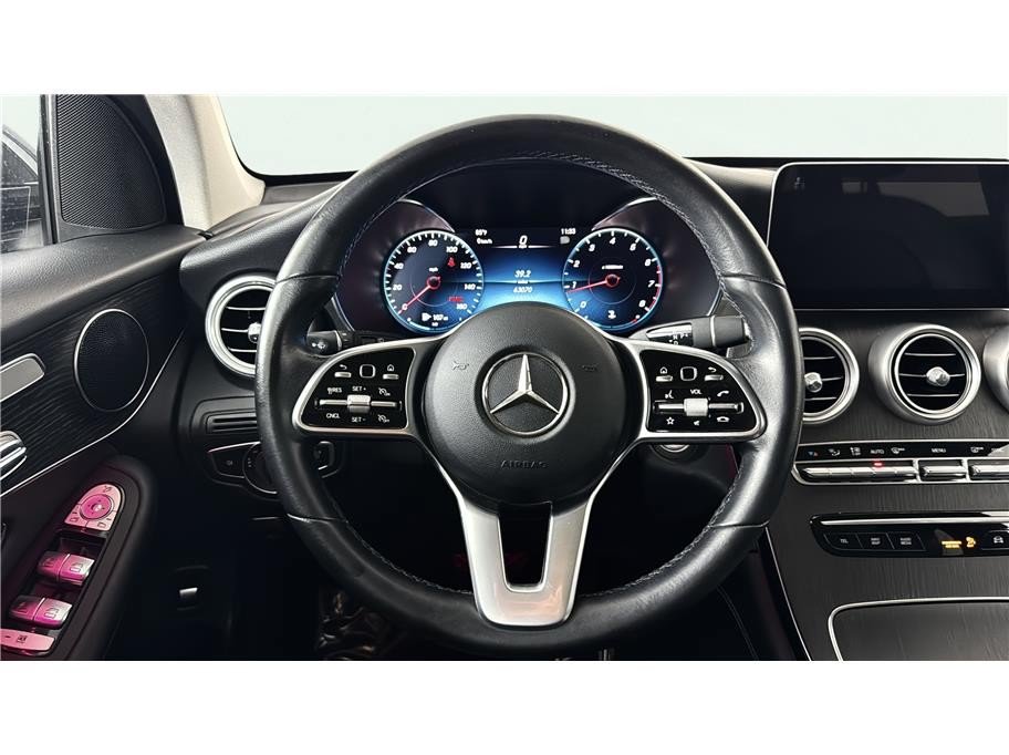 Used 2020 Mercedes-Benz GLC 300 image 27