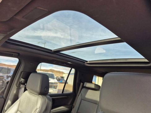 Used 2025 Chevrolet Tahoe Z71 w/ Z71 Off-Road Package image 31