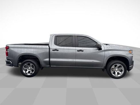 Used 2020 Chevrolet Silverado 1500 Custom w/ Custom Value Package RWD image 4