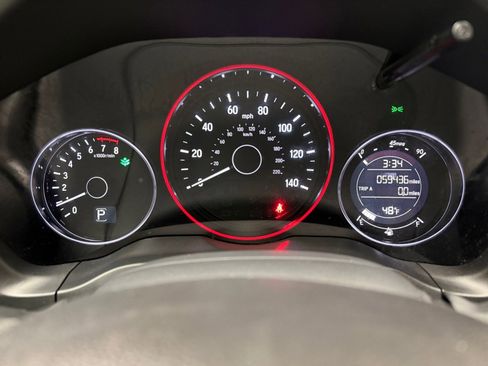 Used 2017 Honda HR-V EX image 16