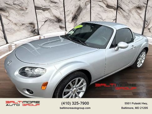 Used 2008 MAZDA MX-5 Miata Touring RWD image 1