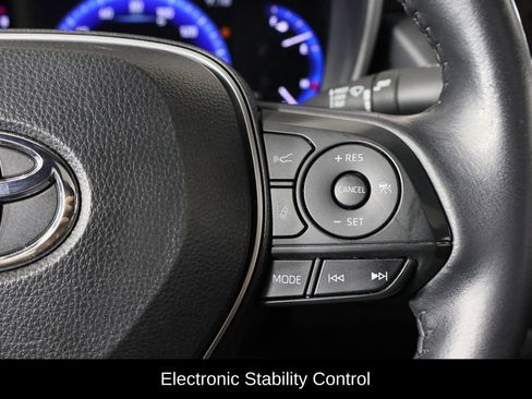 Used 2021 Toyota Corolla XSE image 10