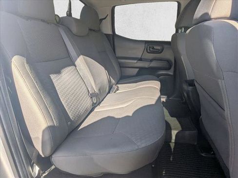 Used 2022 Toyota Tacoma SR image 19