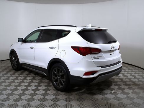 Used 2018 Hyundai Santa Fe Sport w/ 2.0T Ultimate Tech Package 05 AWD/4WD image 9