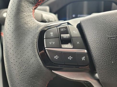 Certified 2025 Ford Explorer ST image 27