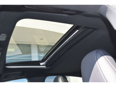 Used 2024 Lexus ES 300h F Sport image 15