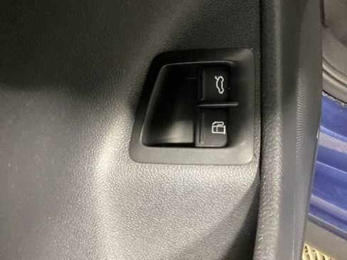 Used 2016 Volkswagen Jetta SEL Premium image 19