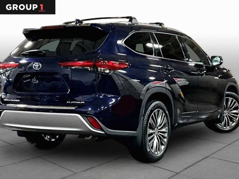Used 2020 Toyota Highlander Platinum AWD/4WD image 13