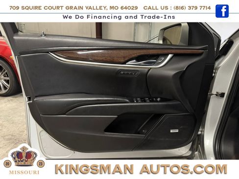 Used 2013 Cadillac XTS Luxury AWD/4WD image 9