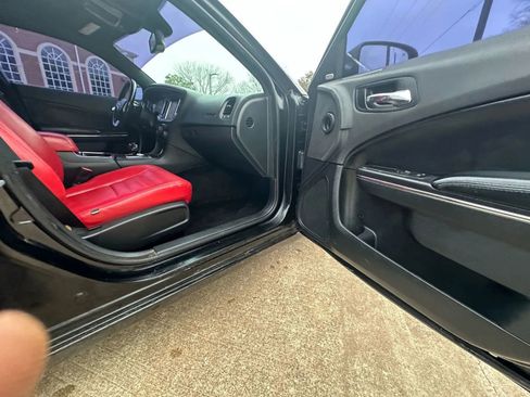 Used 2014 Dodge Charger SXT image 23