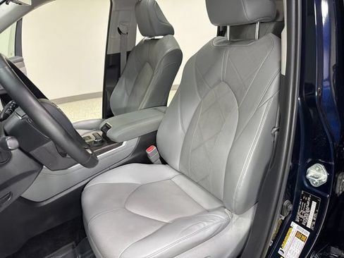 Used 2020 Toyota Highlander Platinum AWD/4WD image 17