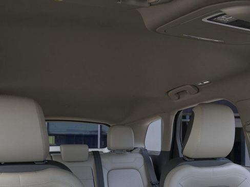 New 2025 Lincoln Corsair Reserve image 22