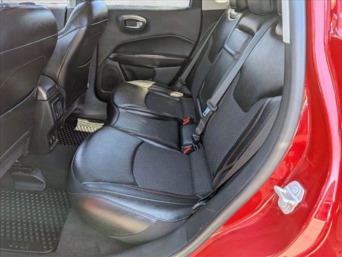 Used 2020 Jeep Compass Trailhawk AWD/4WD image 25