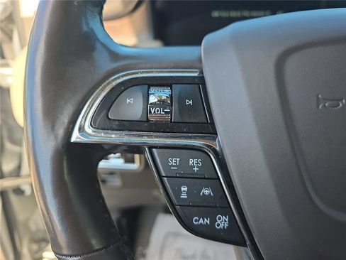 Used 2023 Lincoln Nautilus Reserve w/ Equipment Group 201A image 27