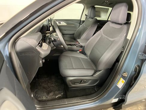 New 2026 Ford Explorer Active image 29