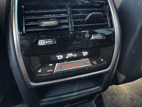 Used 2021 BMW X5 xDrive40i w/ Premium Package image 14