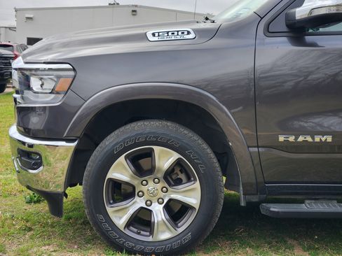 Used 2019 RAM 1500 Laramie image 7