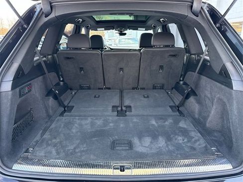 Used 2021 Audi Q7 3.0T Prestige image 30