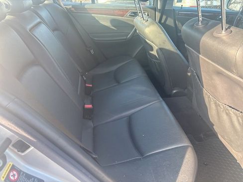 Used 2004 Mercedes-Benz C 320 4MATIC Sedan image 5