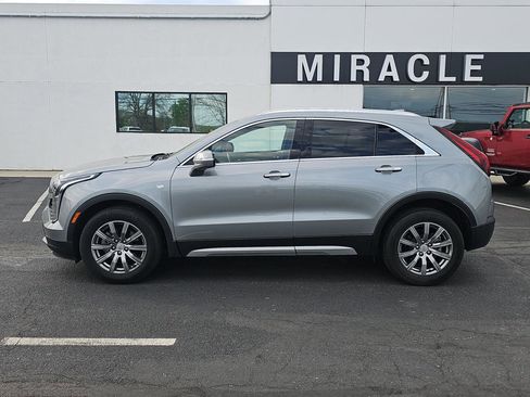 Certified 2023 Cadillac XT4 Premium Luxury AWD/4WD image 3