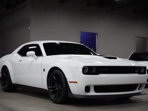 Used 2023 Dodge Challenger R/T Scat Pack RWD image 8