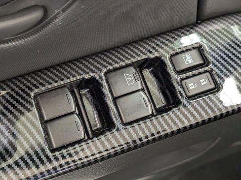 Used 2022 Nissan Frontier S w/ Technology Package image 12