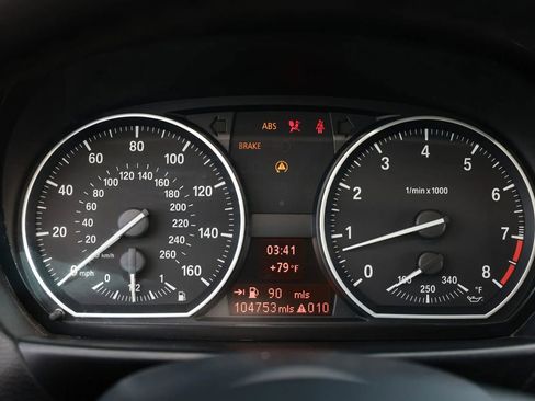 Used 2009 BMW 135i Coupe w/ Sport Pkg RWD image 30