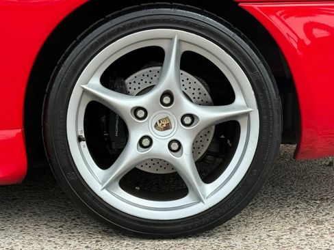 Used 2002 Porsche 911 Carrera 4 AWD/4WD image 29