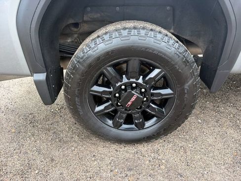 Used 2024 GMC Sierra 2500 AT4 w/ AT4 Premium Plus Package AWD/4WD image 31