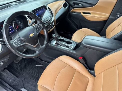 Used 2020 Chevrolet Equinox Premier w/ LPO, Floor Liner Package FWD image 9