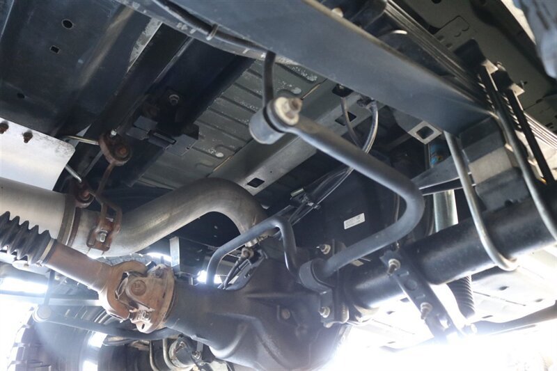 Used 2005 Ford Excursion XLT AWD/4WD image 43