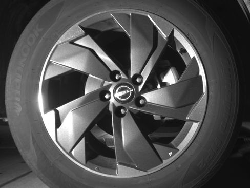 Used 2025 Nissan Rogue SV image 13