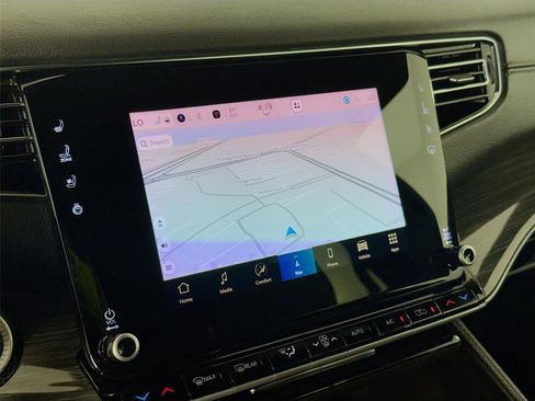 Used 2022 Jeep Wagoneer Series II image 11