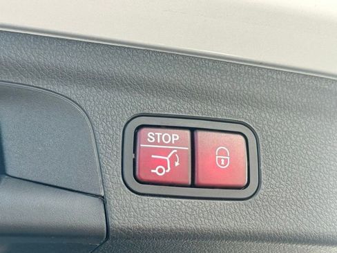 Used 2021 Mercedes-Benz GLE 350 4MATIC image 7