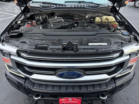 Used 2020 Ford F350 Platinum w/ Tremor Off-Road Package AWD/4WD image 45