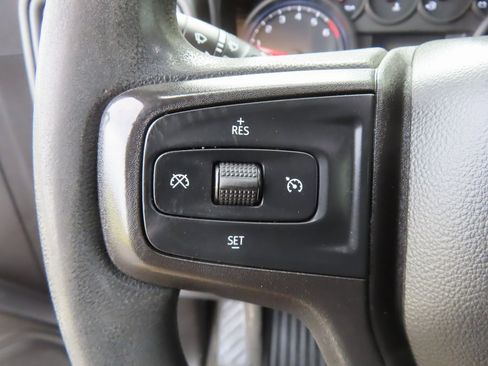 Used 2021 Chevrolet Silverado 1500 Custom image 16