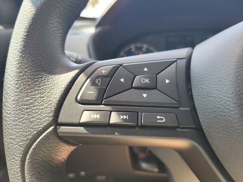 Certified 2025 Nissan Altima 2.5 S FWD image 28
