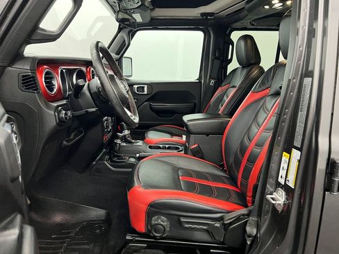 Used 2019 Jeep Wrangler Unlimited Rubicon w/ Steel Bumper Group AWD/4WD image 5