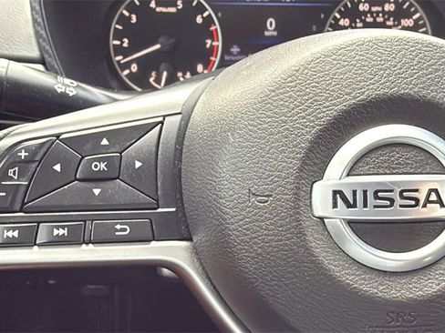 Used 2021 Nissan Altima 2.5 SV image 21