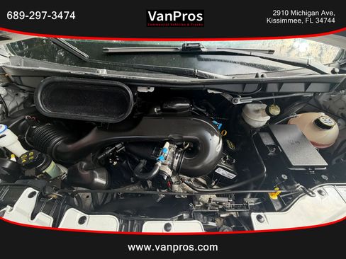 Used 2015 Ford Transit 350 XLT RWD image 16