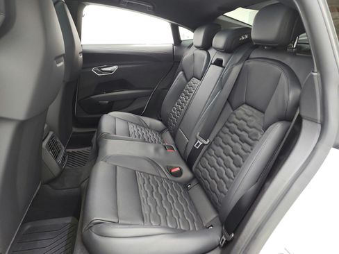 Used 2023 Audi e-tron GT Premium Plus AWD/4WD image 15