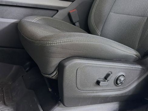 Used 2020 RAM 1500 Big Horn AWD/4WD image 23