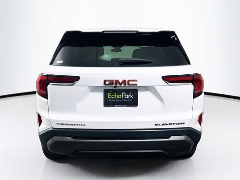Used 2026 GMC Terrain Elevation FWD image 7