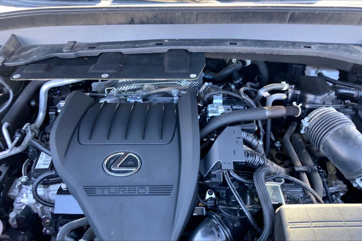Used 2024 Lexus TX 500h AWD w/ Technology Package image 32