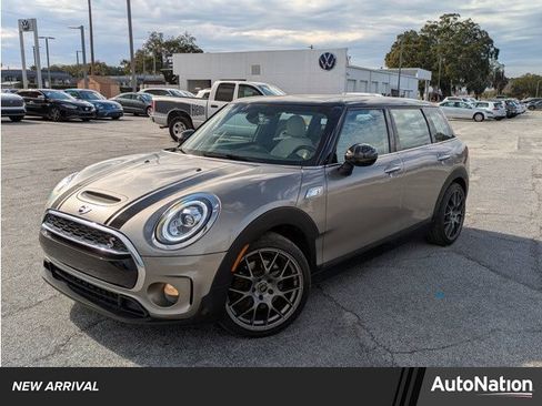 Used 2016 MINI Cooper Clubman S image 1