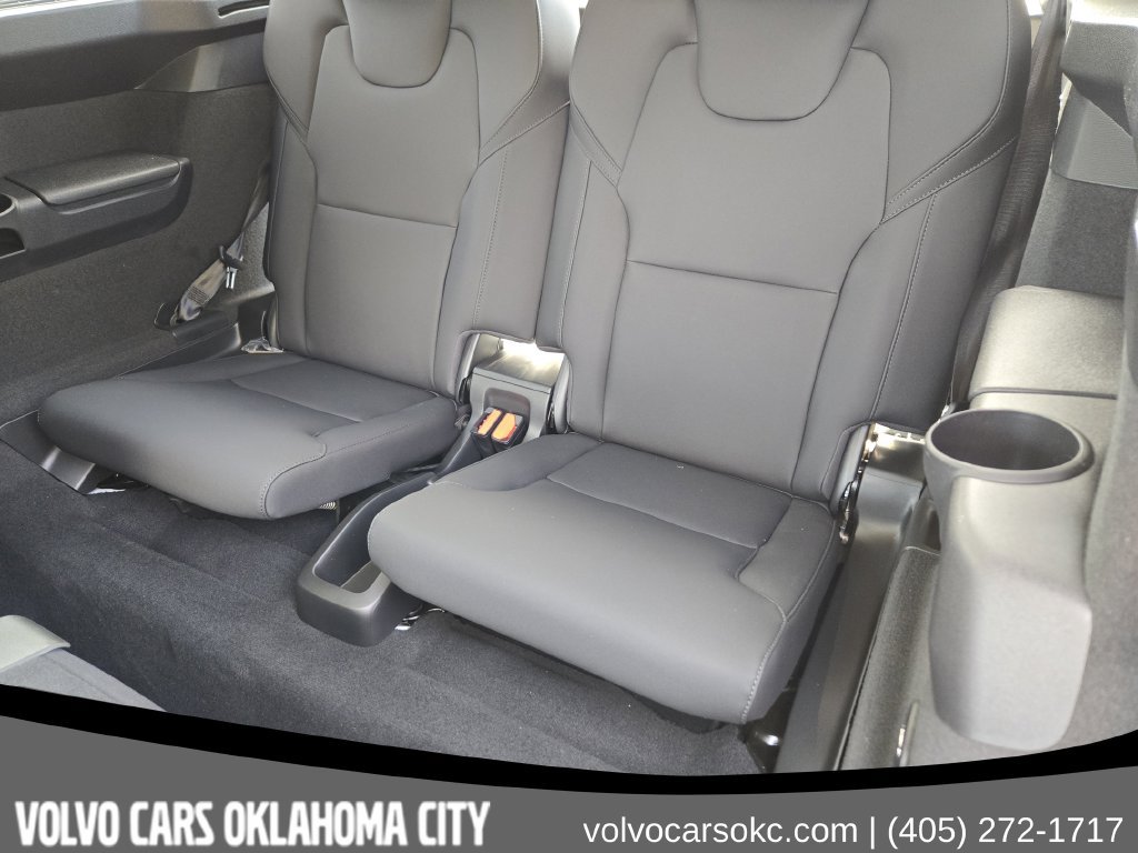 New 2026 Volvo XC90 B5 Plus AWD/4WD image 25