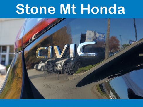 Used 2023 Honda Civic Sport image 8