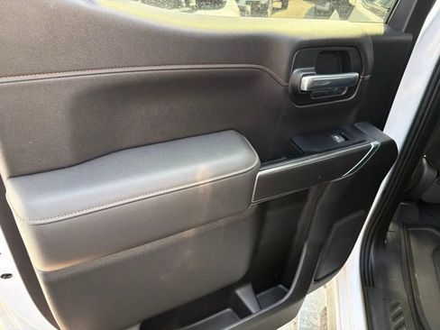 Used 2019 GMC Sierra 1500 AT4 w/ Driver Alert Package I AWD/4WD image 16