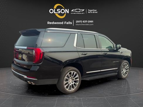 Used 2025 GMC Yukon Denali AWD/4WD image 5